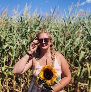 Meet your Posher, Jess